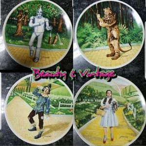 (4) Wizard of Oz Plates
